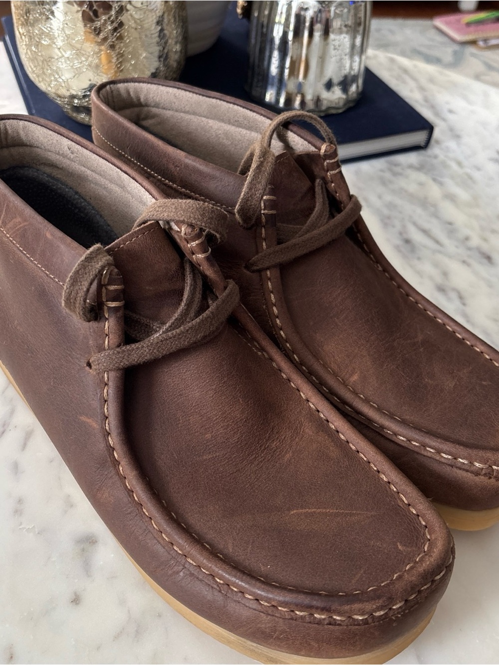 Clarks Men's Brown Leather Chukka Moc Toe Boots size 10.5